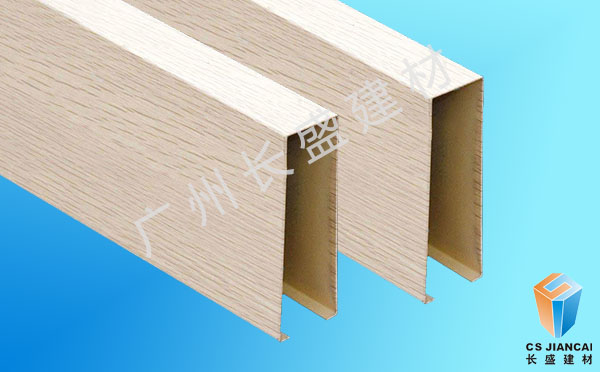 淺白色鋁方通實(shí)拍 淺白色鋁方通實(shí)拍