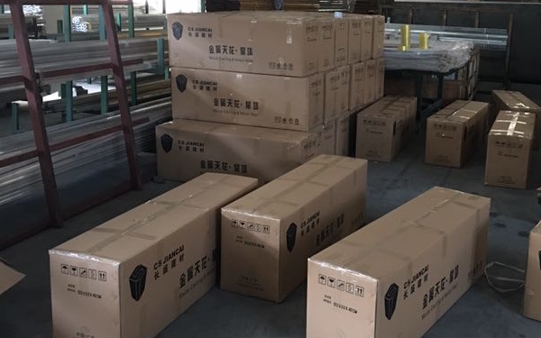 已包裝的蜂窩鋁板 已包裝的蜂窩鋁板