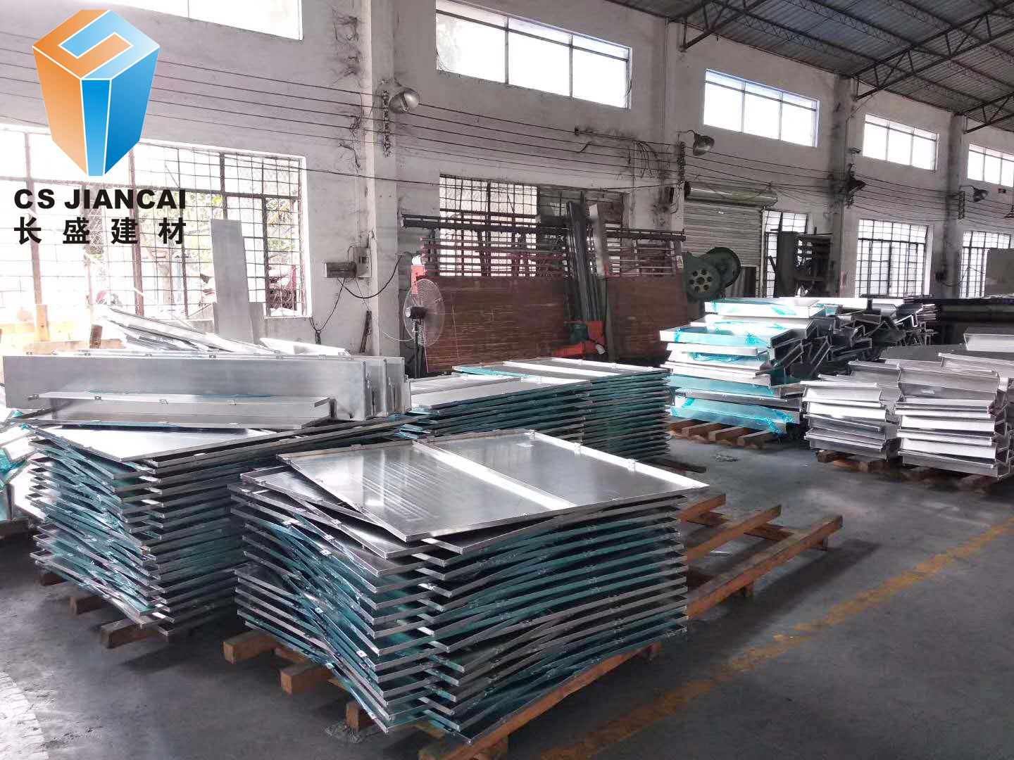 長盛建材鋁單板車間1 長盛建材鋁單板車間1