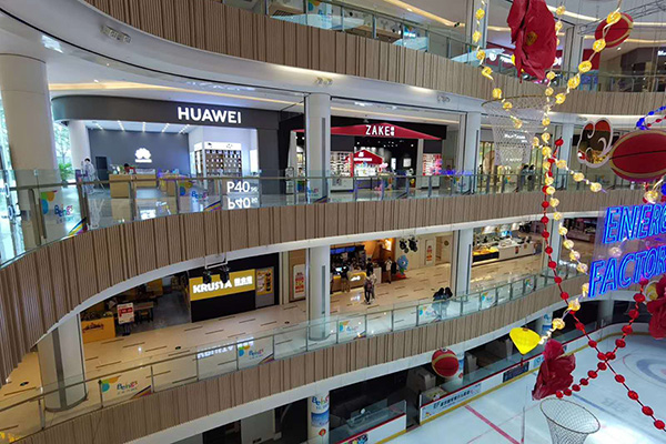 大型商場鋁板裝飾幕墻吊頂效果3 大型商場鋁板裝飾幕墻吊頂效果3