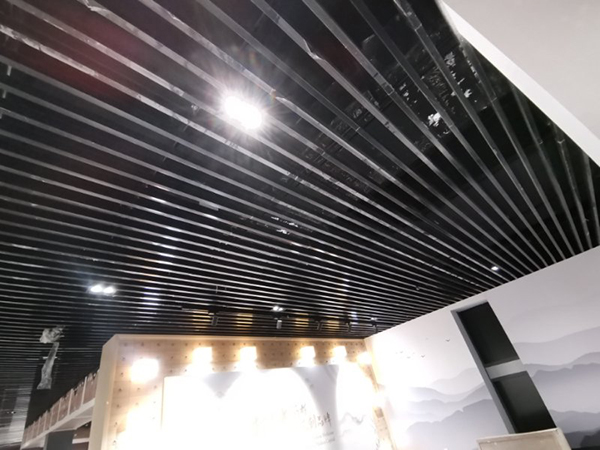 中國藥都天花吊頂黑色鋁方通 中國藥都天花吊頂黑色鋁方通